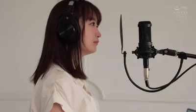 Nhân tình dễ thương đam mê ca hát ra mắt sản phẩm đầu tay ~sakura konami