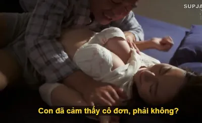Nhìn con trai mải mê lao đầu vào việc khiến bạn gái nó cô quạnh, bố chồng liều lĩnh đè con dâu ra xơi tái.