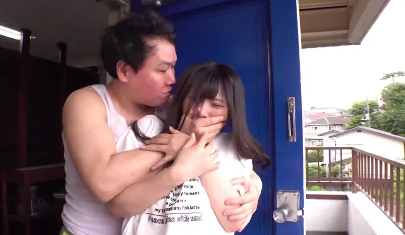 Tình đầu của tôi đã bị gã nhà sát bên địt tơi tả